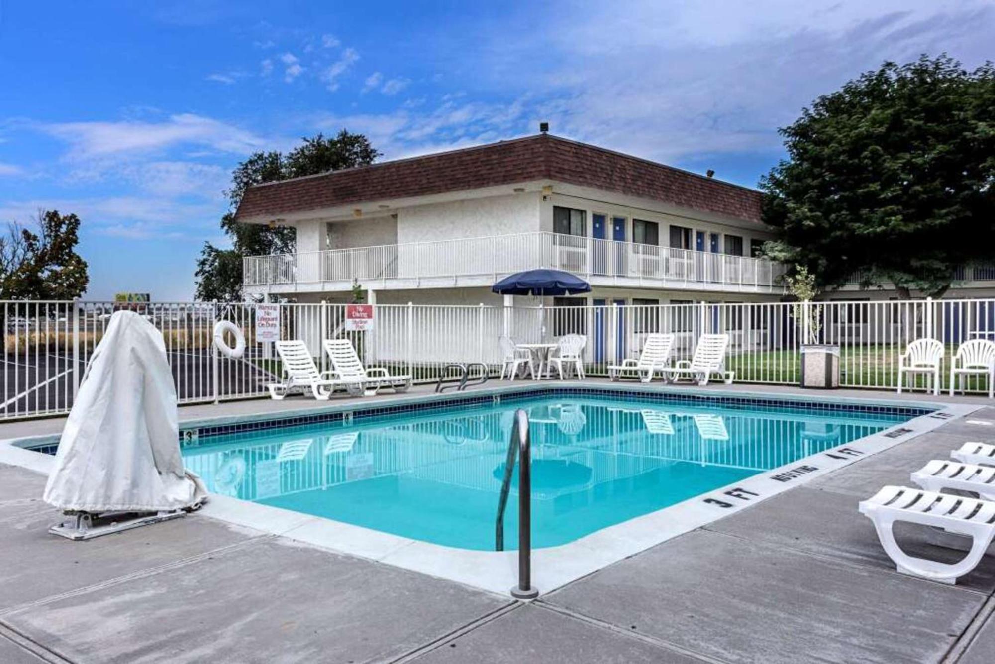 Motel 6 Ontario, Or Luaran gambar